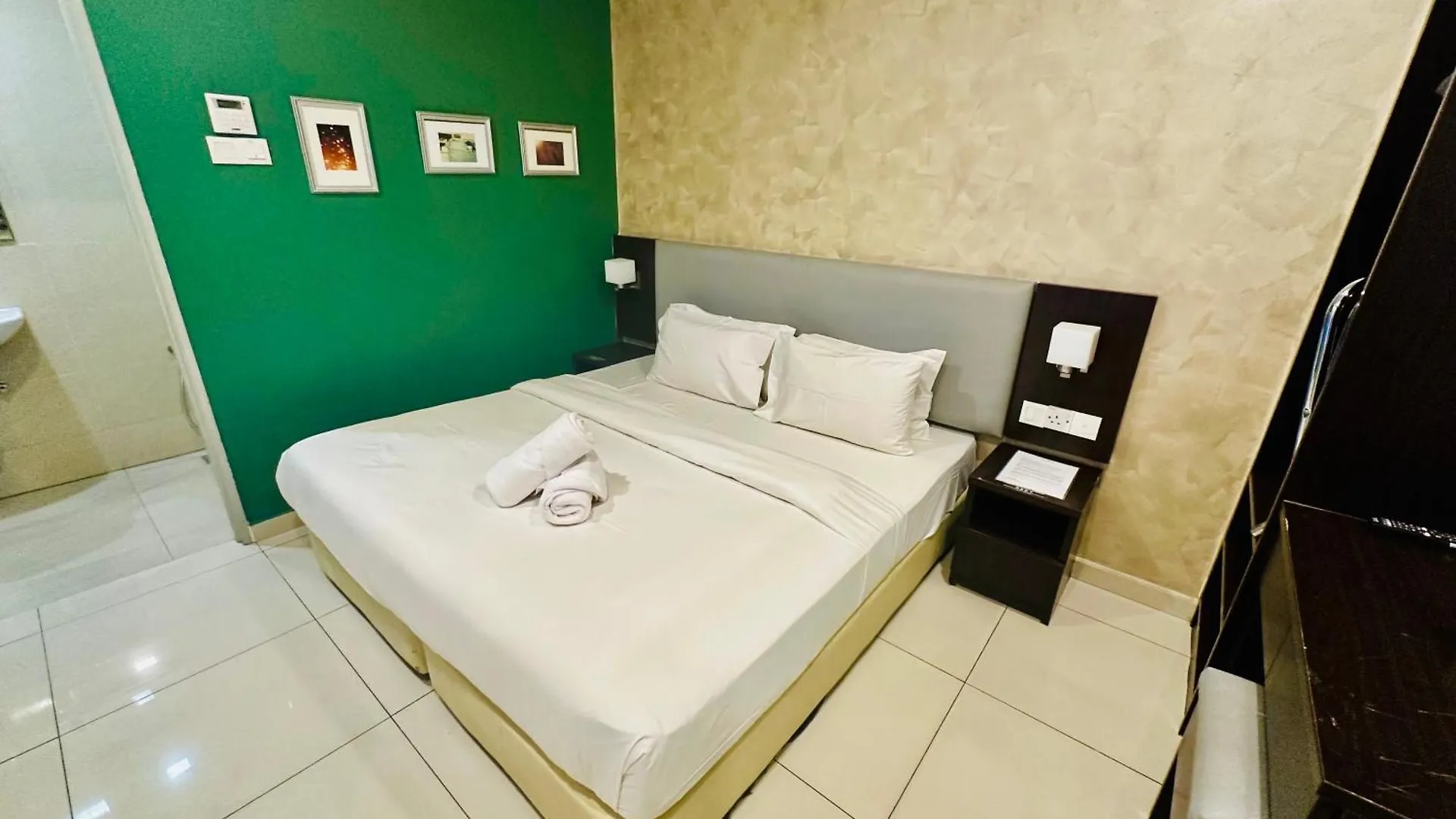 Eco Roomy Hotel Kuala Lumpur 2*,